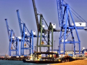 UK's trade deficit hits new record